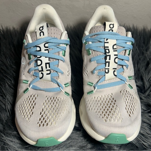 On Running Cloudsurfer 'Pearl Ivory' Women's White and Green Sneakers Size 7 - Picture 5 of 10